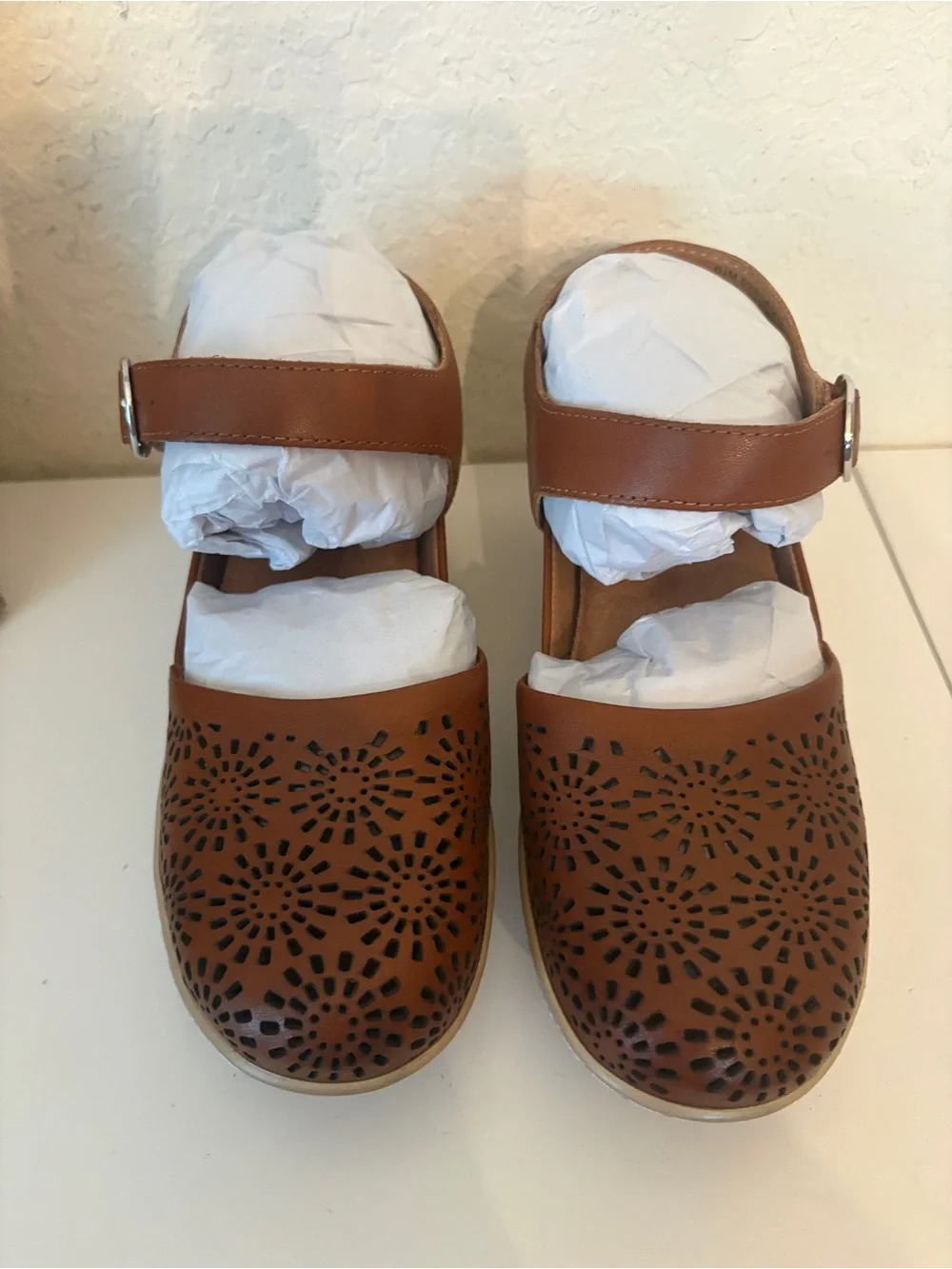NIB Softwalk Leather Mabelle Perf Clog Brown SZ 6.5 M